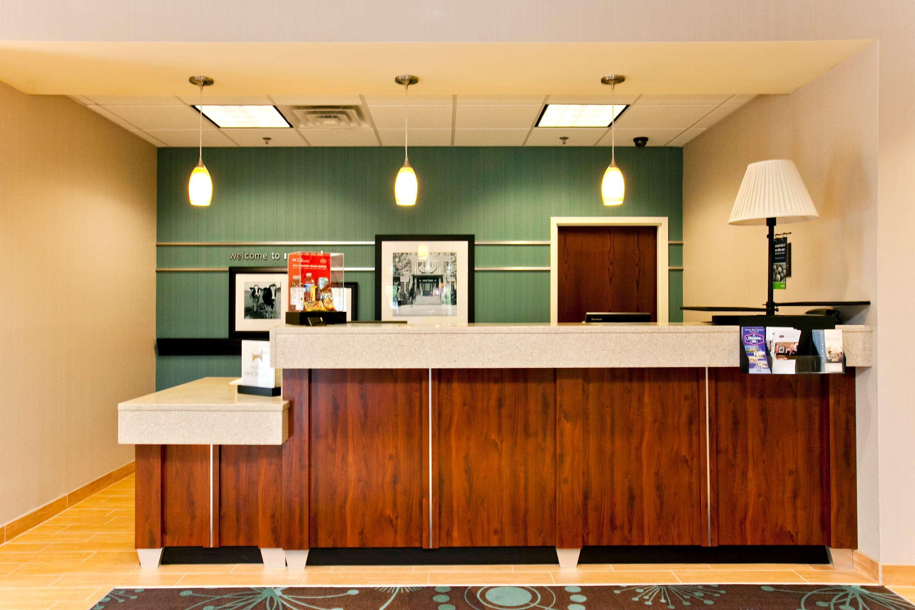Hampton Inn Inwood Eksteriør billede