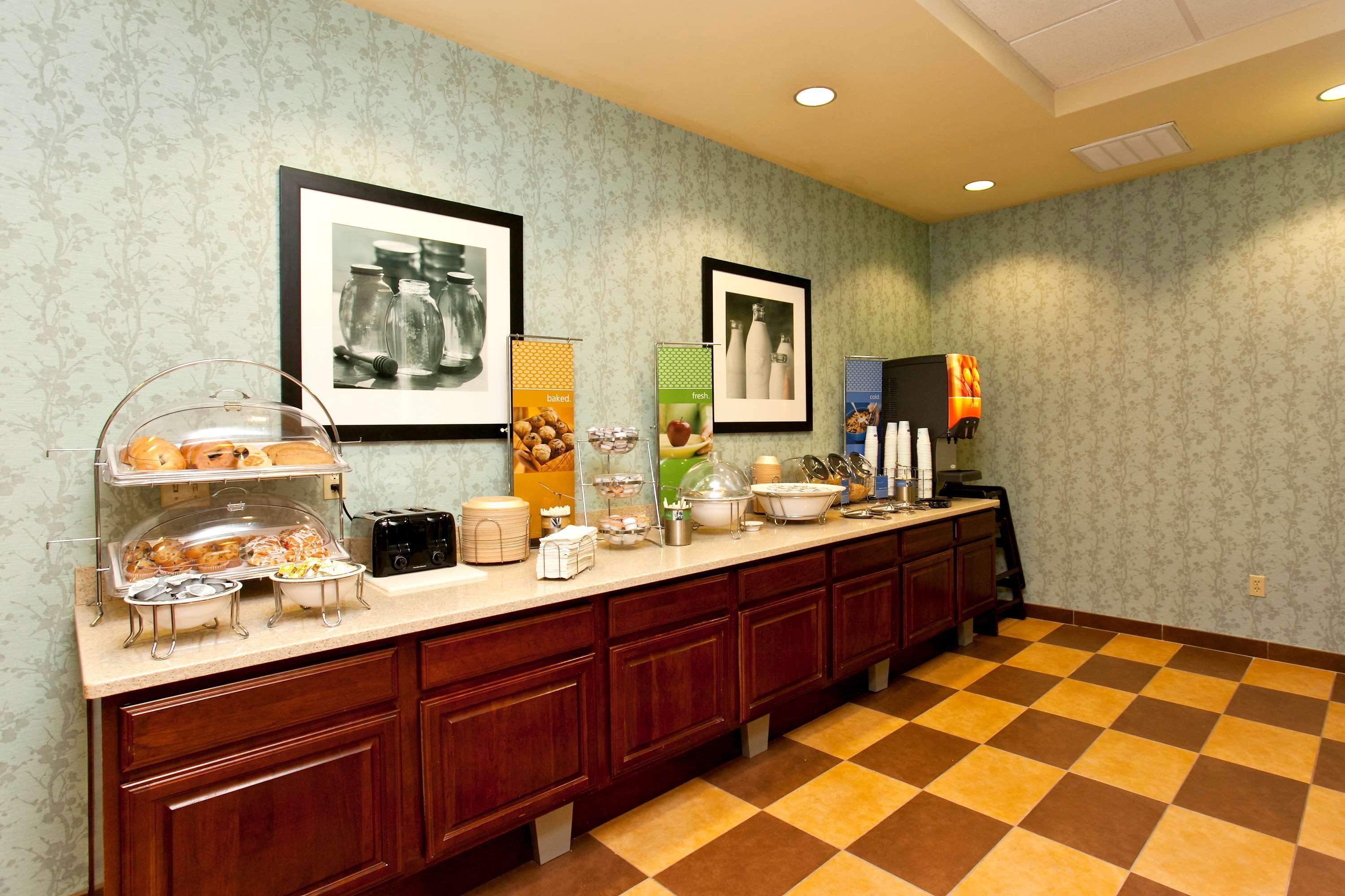 Hampton Inn Inwood Eksteriør billede