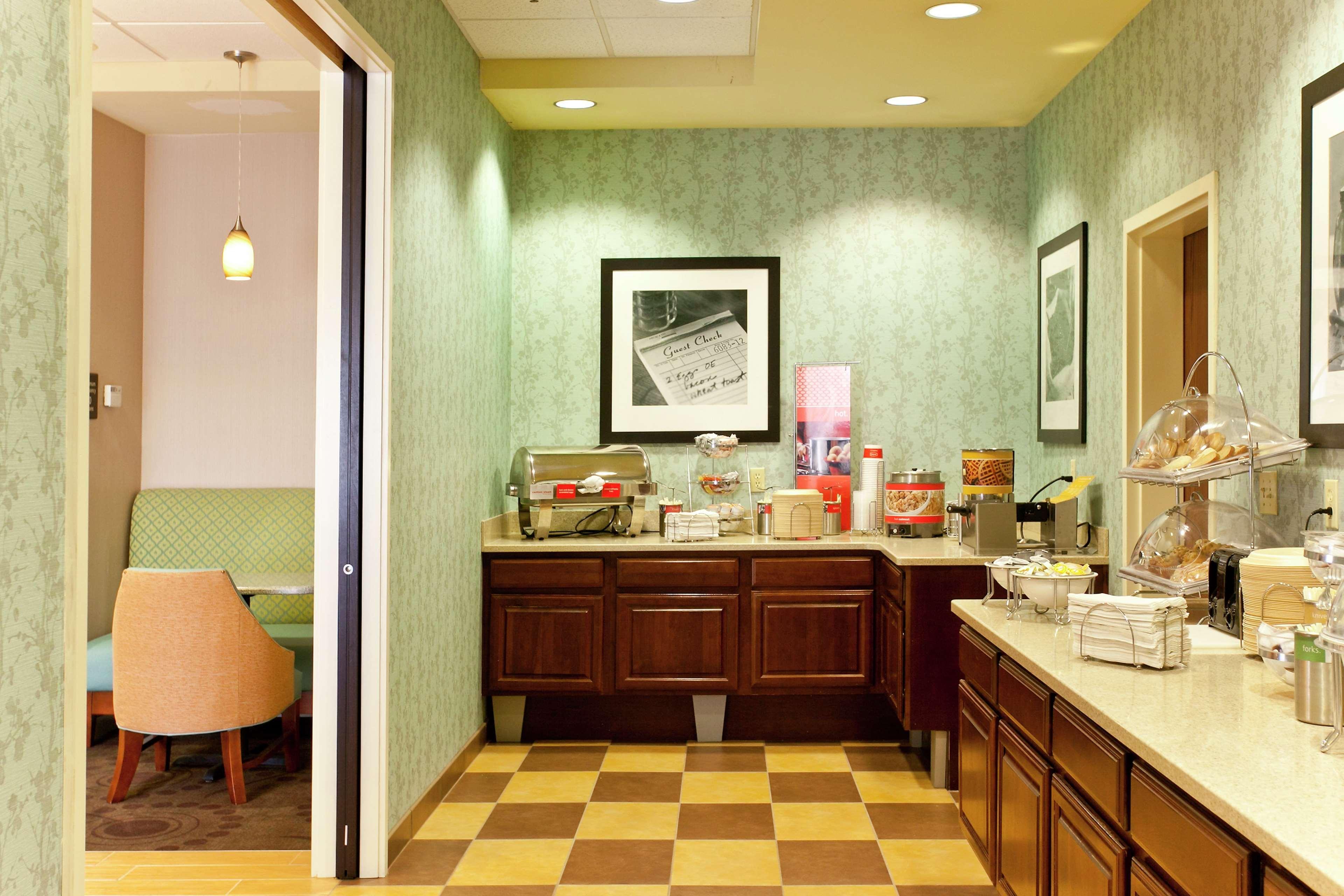 Hampton Inn Inwood Eksteriør billede