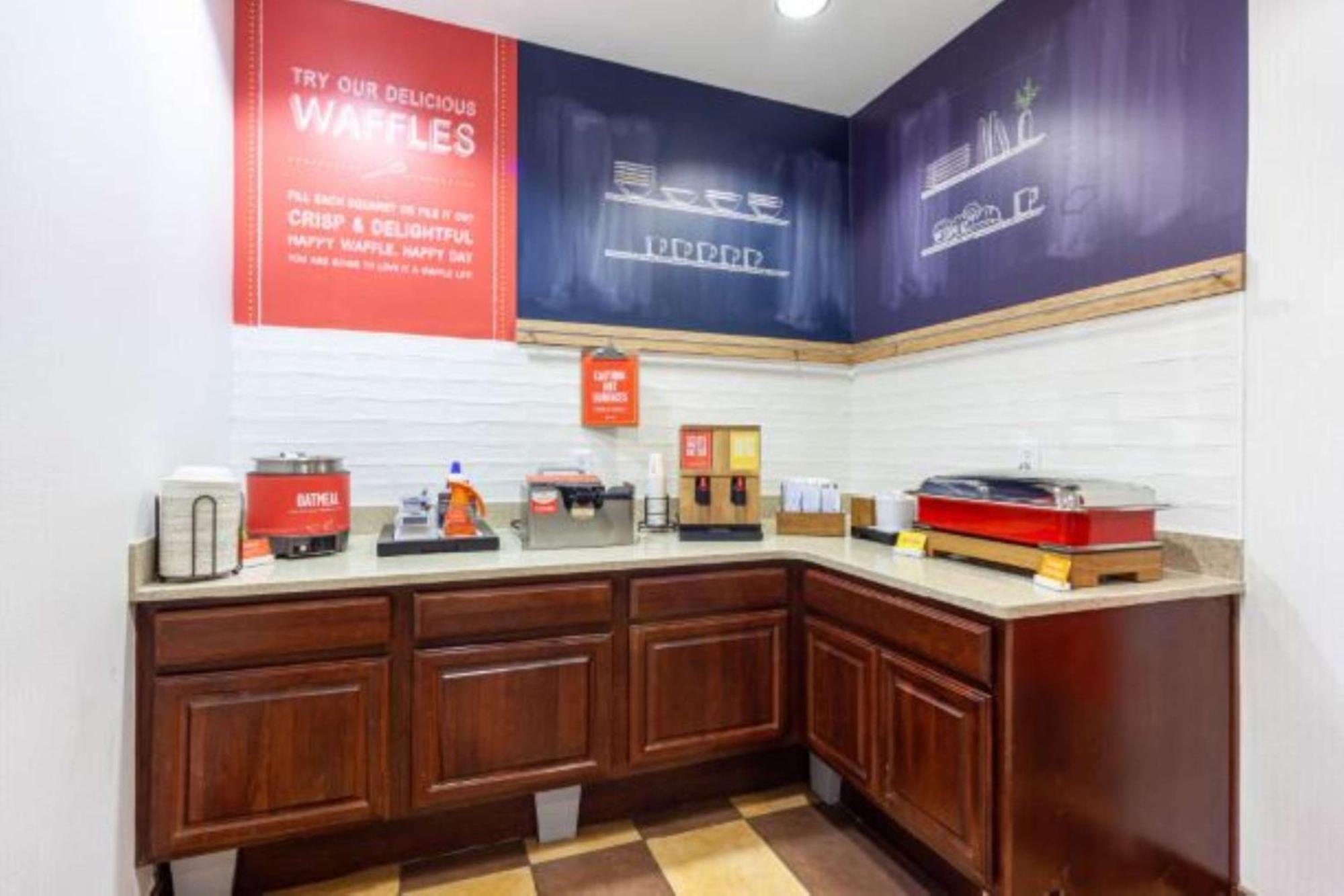 Hampton Inn Inwood Eksteriør billede