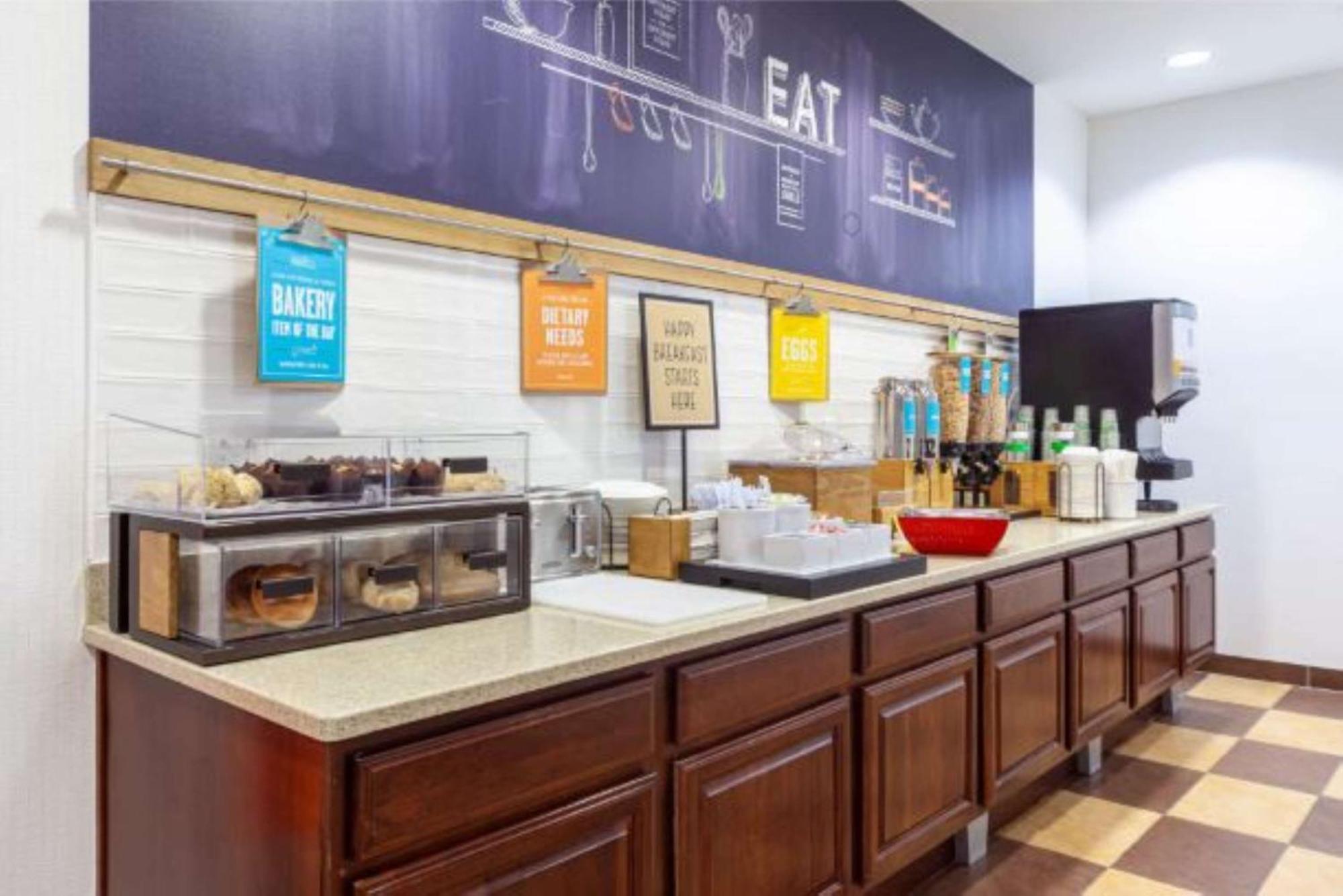 Hampton Inn Inwood Eksteriør billede