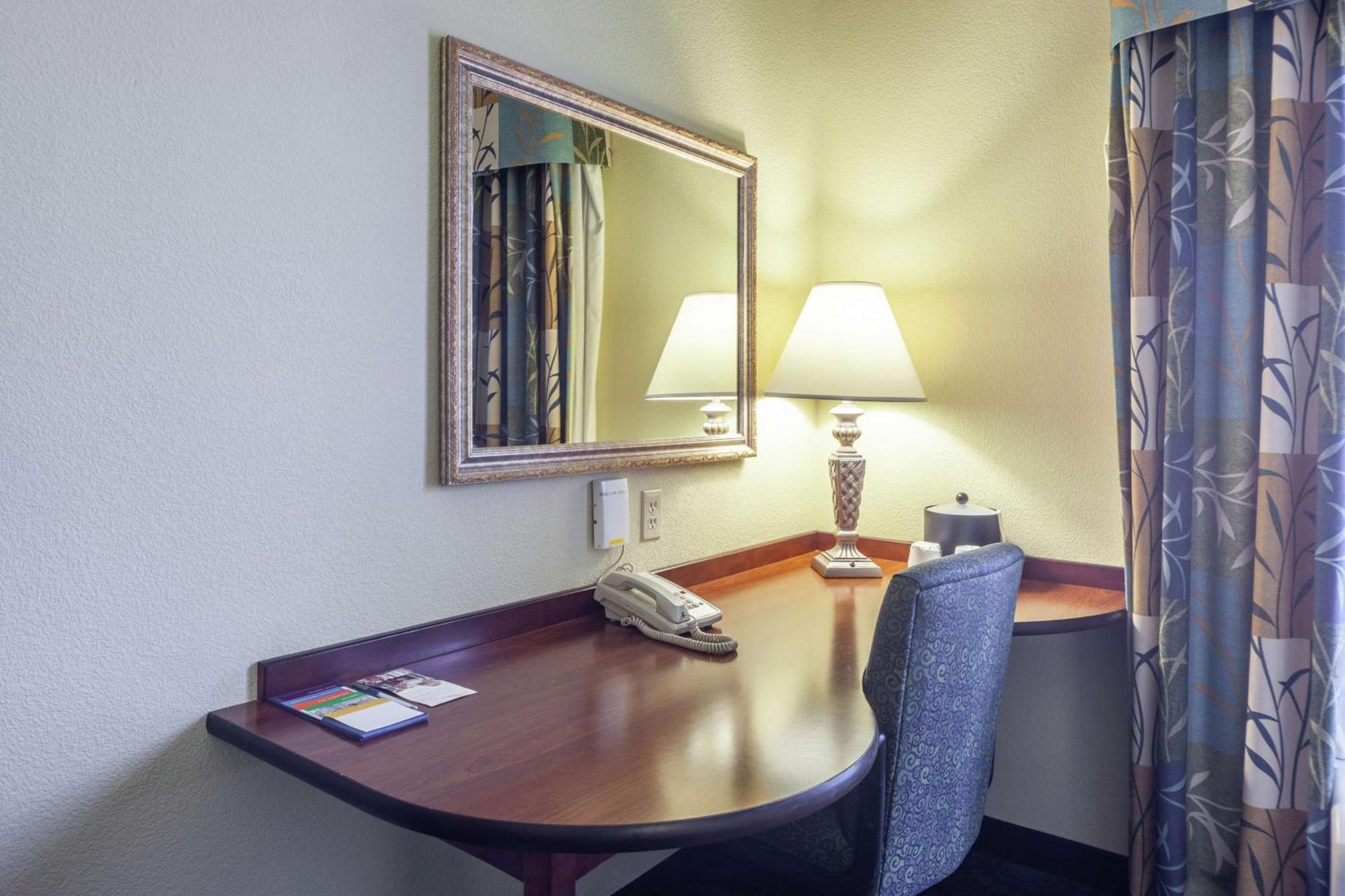 Hampton Inn Inwood Eksteriør billede