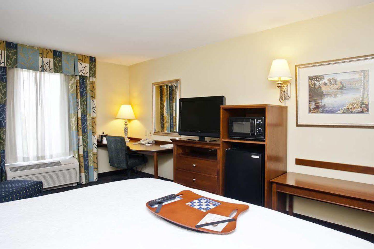 Hampton Inn Inwood Eksteriør billede